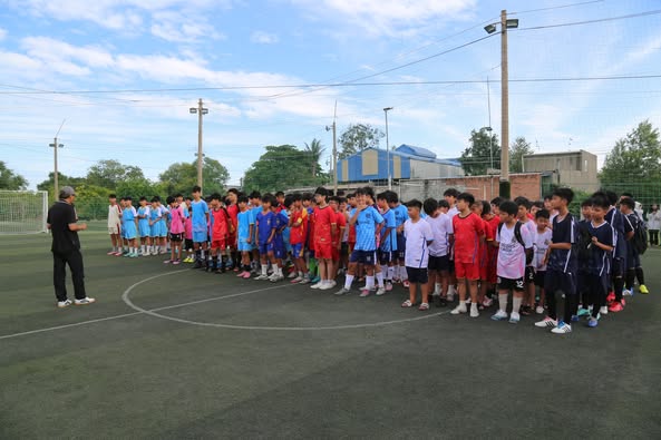 Giải bóng đá mini Nguyễn Đình Chiểu