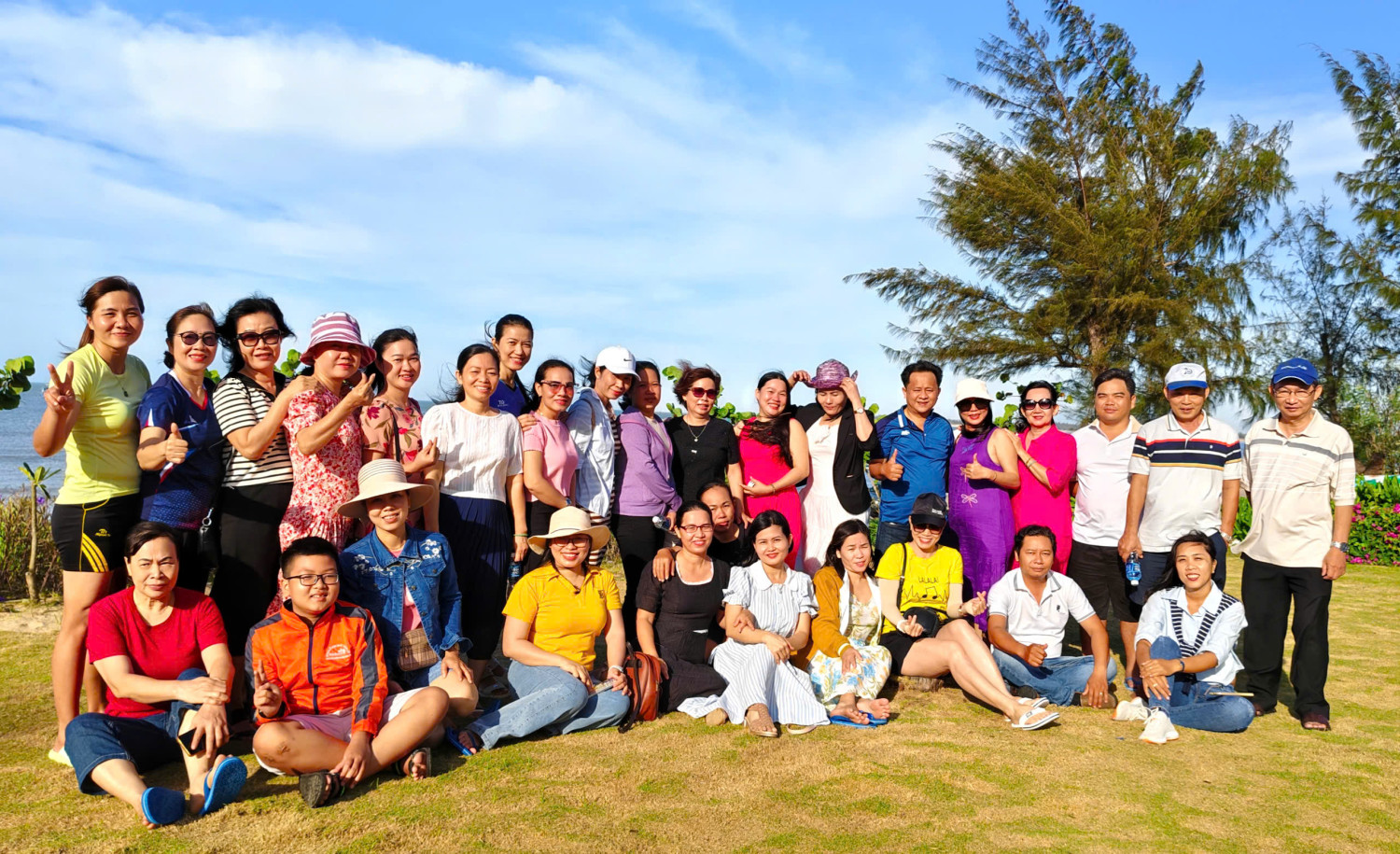 Tập thể HĐSP trường THCS Nguyễn Đình Chiểu