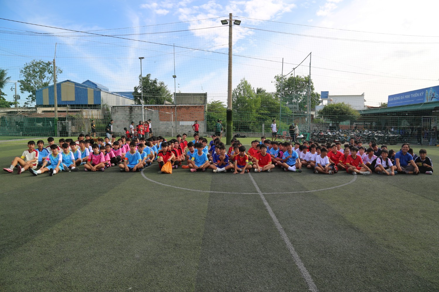 Giải bóng đá mini năm học 2024 - 2025