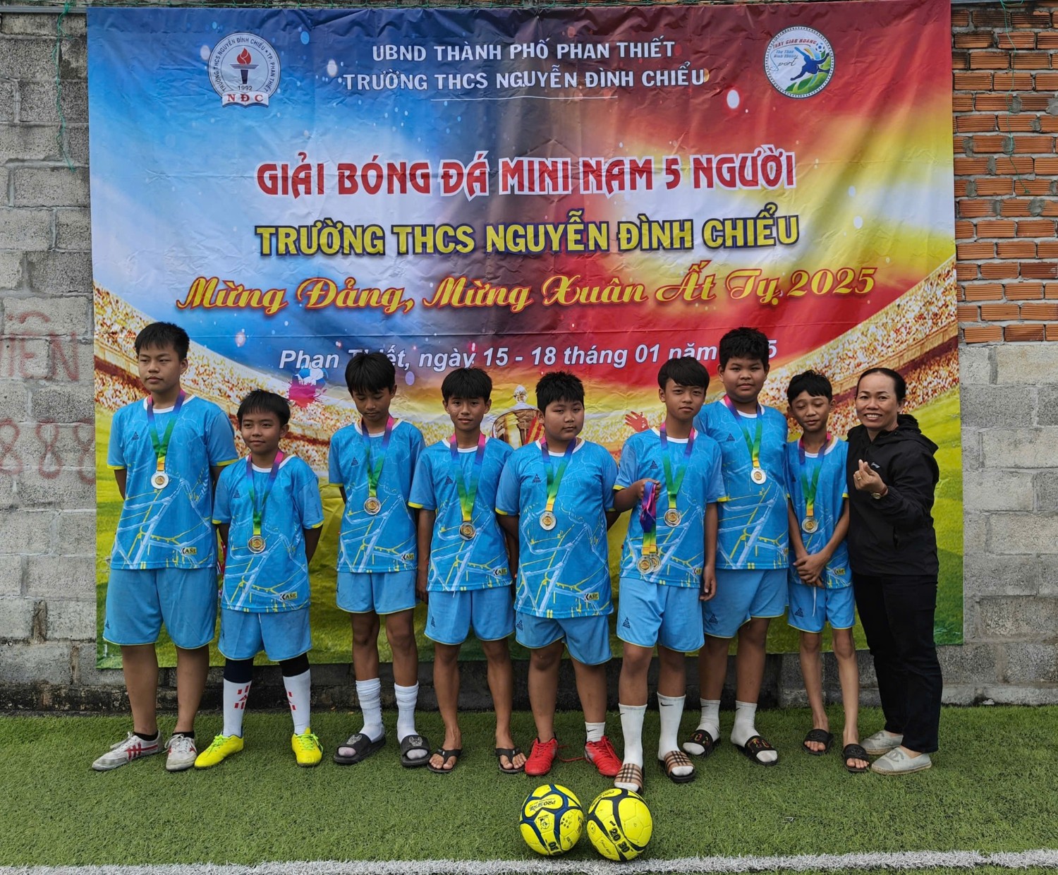 Giải bóng đá mini năm học 2024 - 2025