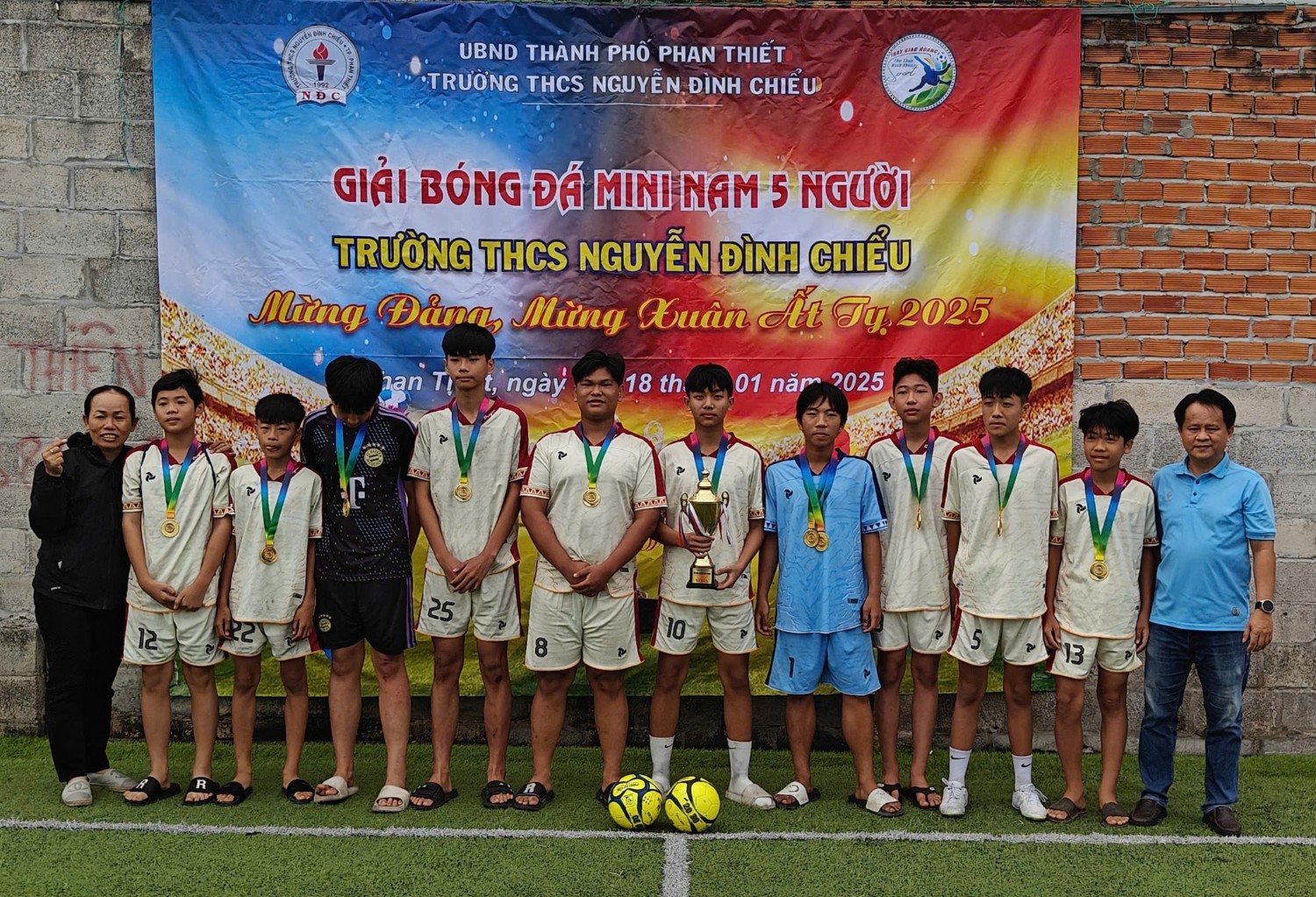 Giải bóng đá mini năm học 2024 - 2025