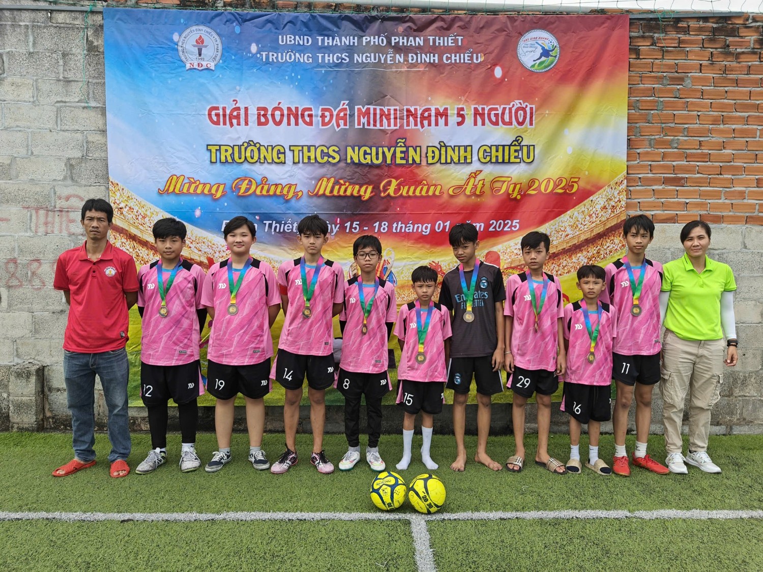 Giải bóng đá mini năm học 2024 - 2025