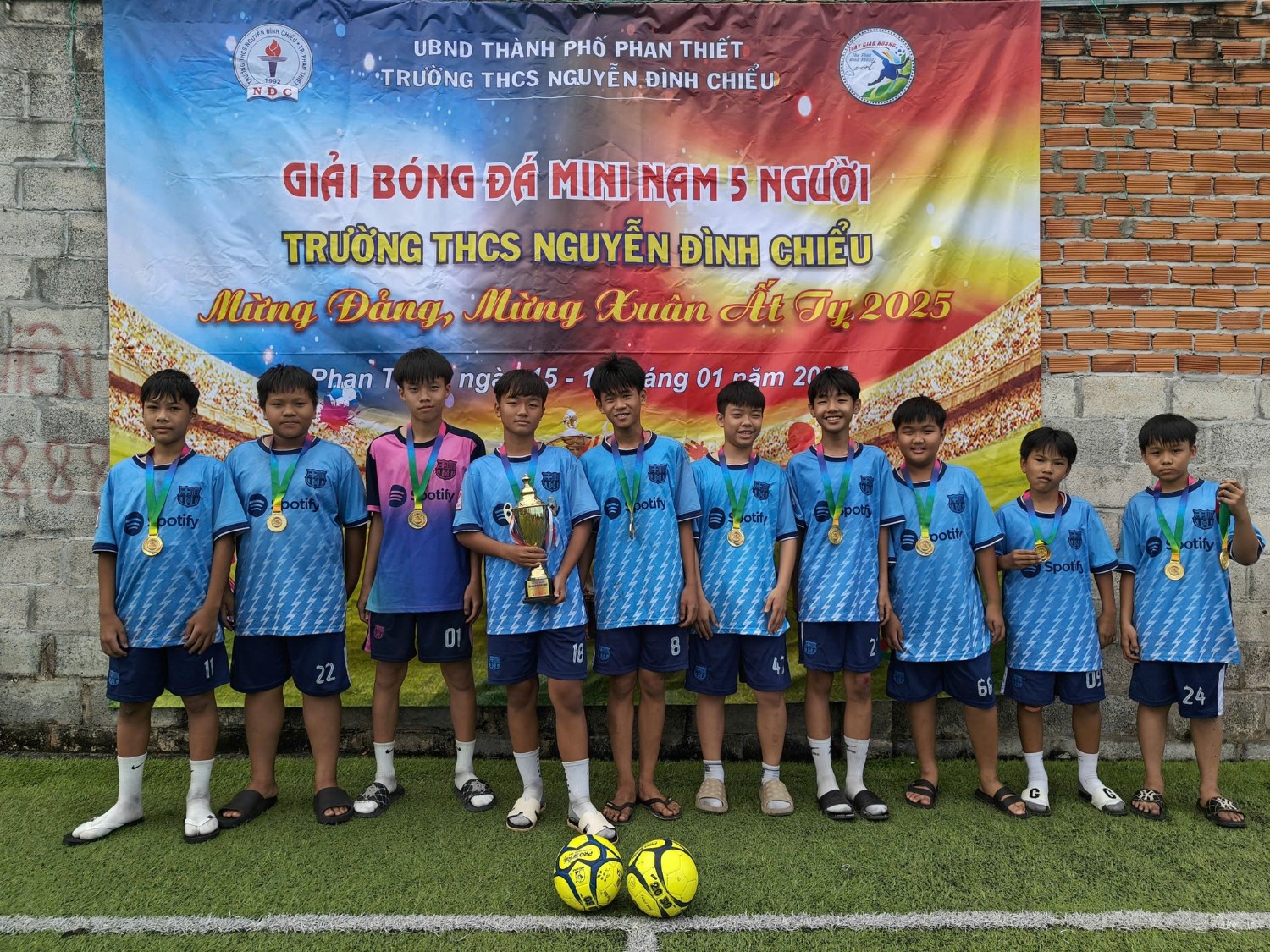 Giải bóng đá mini năm học 2024 - 2025