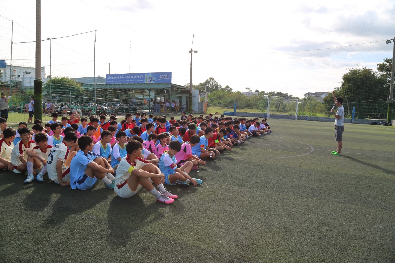 Giải bóng đá mini năm học 2024 - 2025