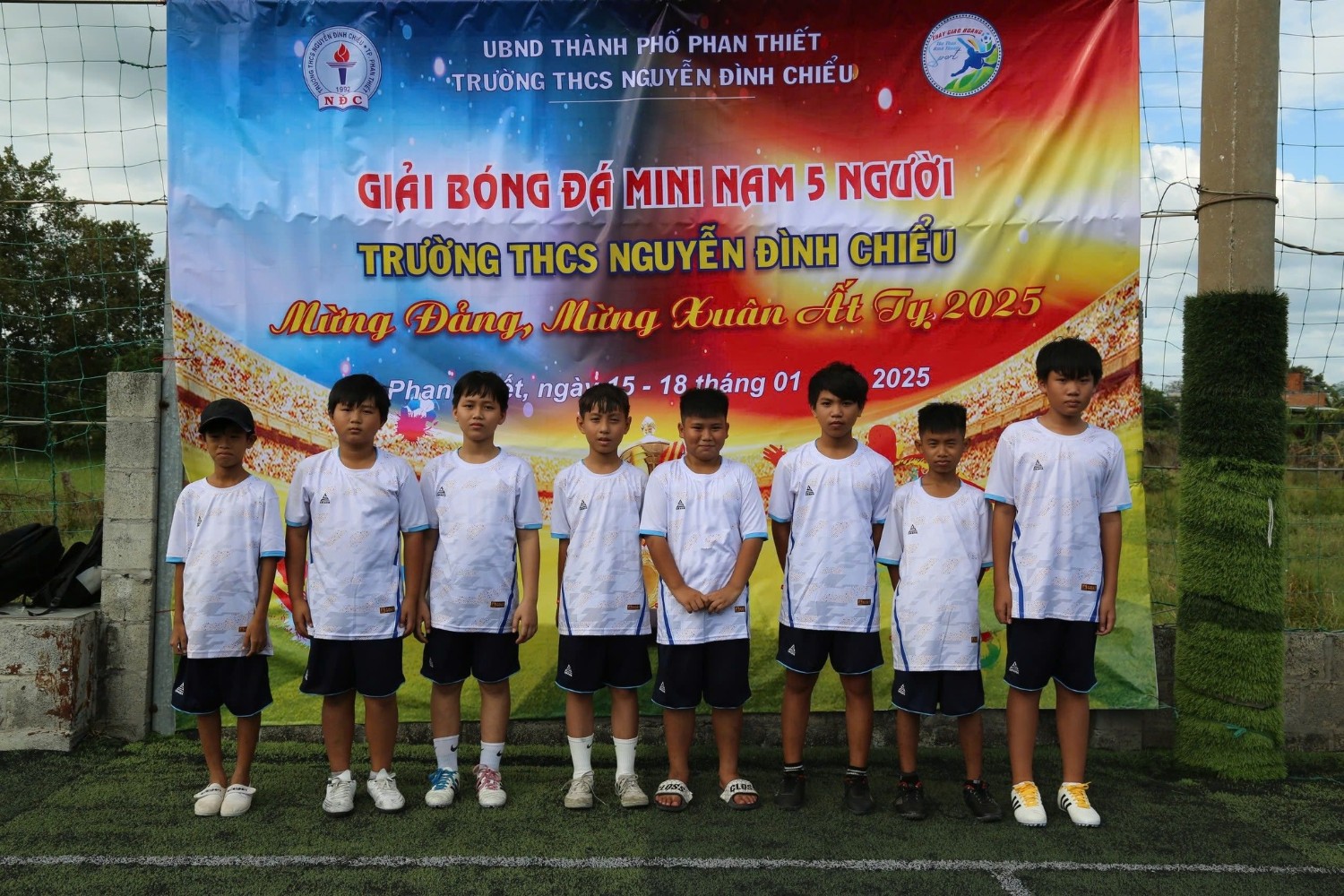 Giải bóng đá mini năm học 2024 - 2025