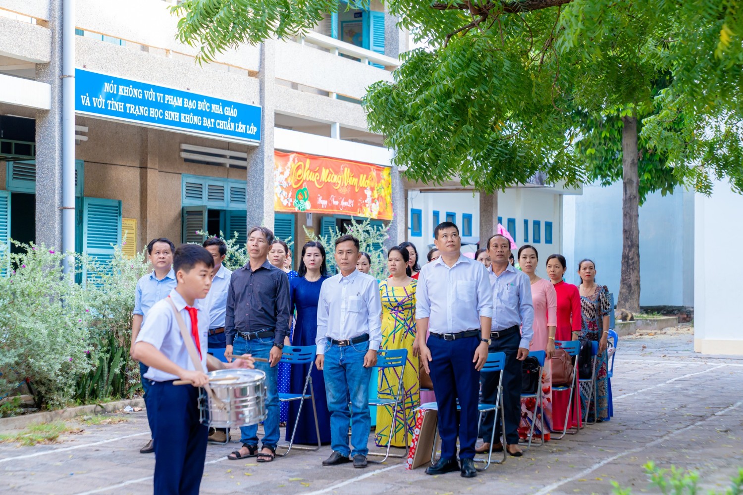 Sinh hoạt dưới cờ, chủ điểm "Tôn sư trọng đạo", năm học 2024-2024-2025