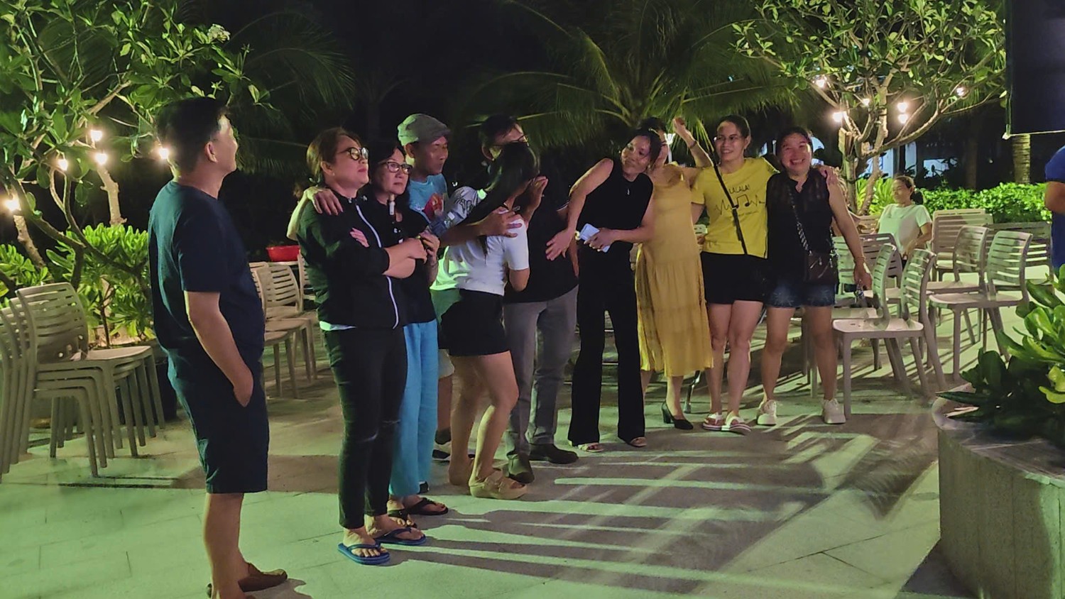 Dã ngoại 8/3/2035