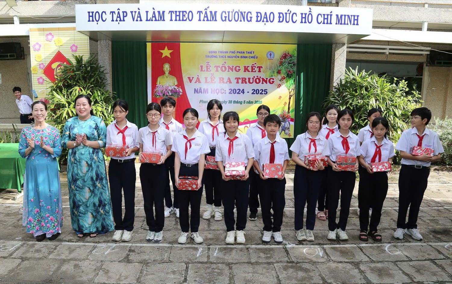 Lễ tổng kết năm học 2024-2025