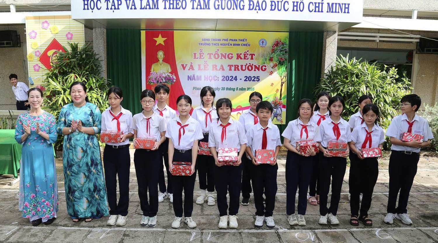 Lễ tổng kết năm học 2024-2025