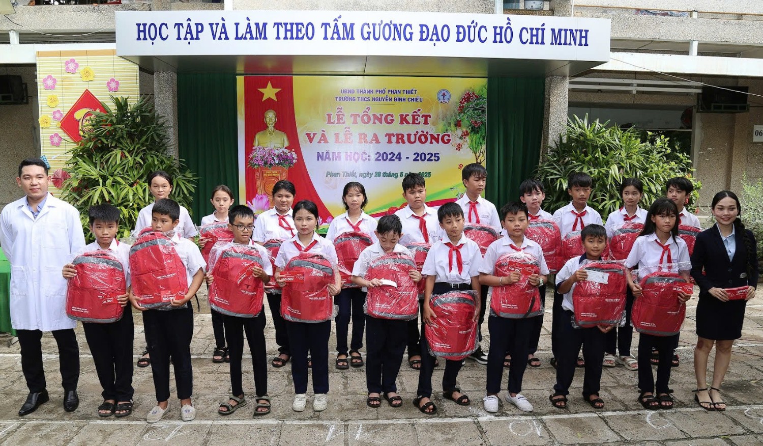 Lễ tổng kết năm học 2024-2025