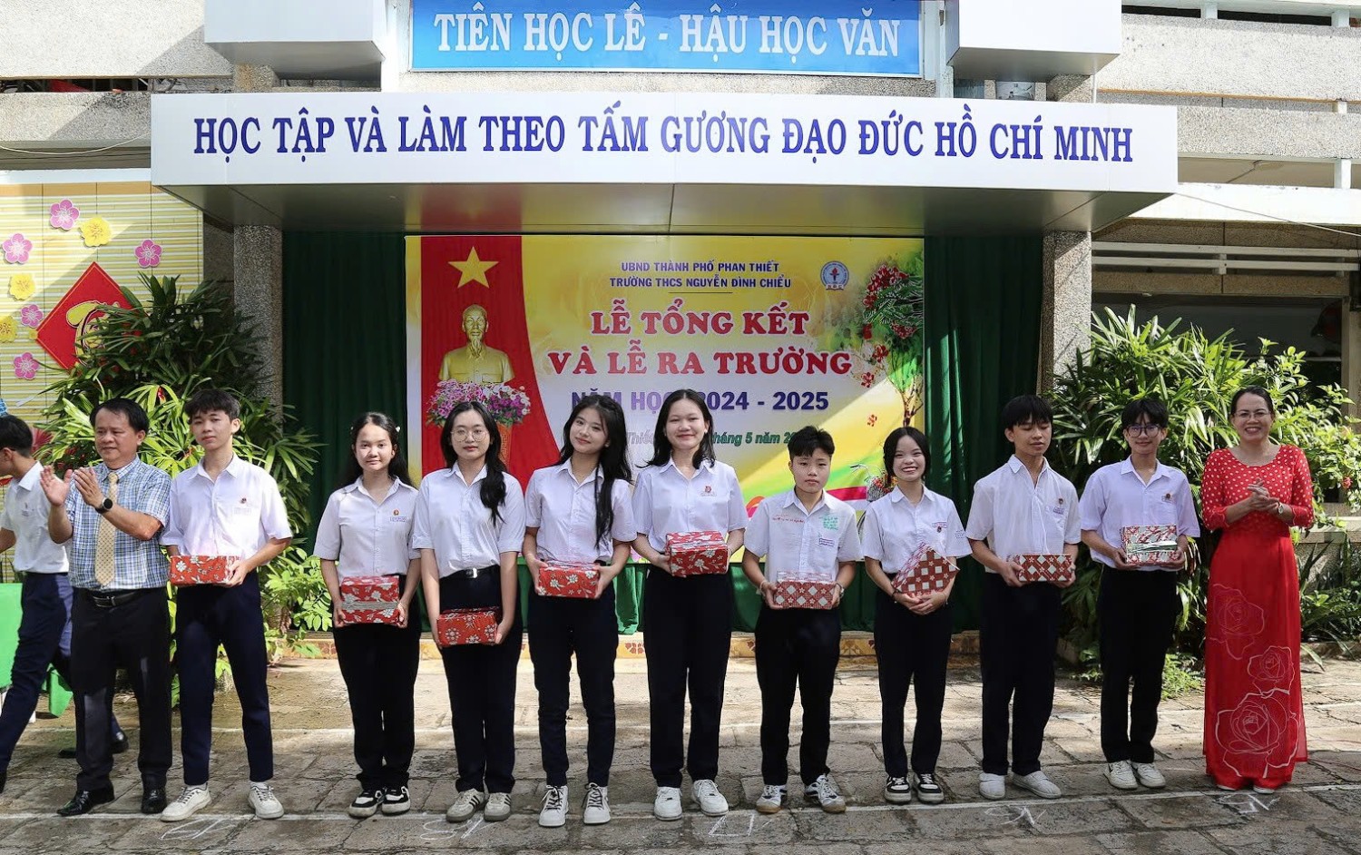 Lễ tổng kết năm học 2024-2025