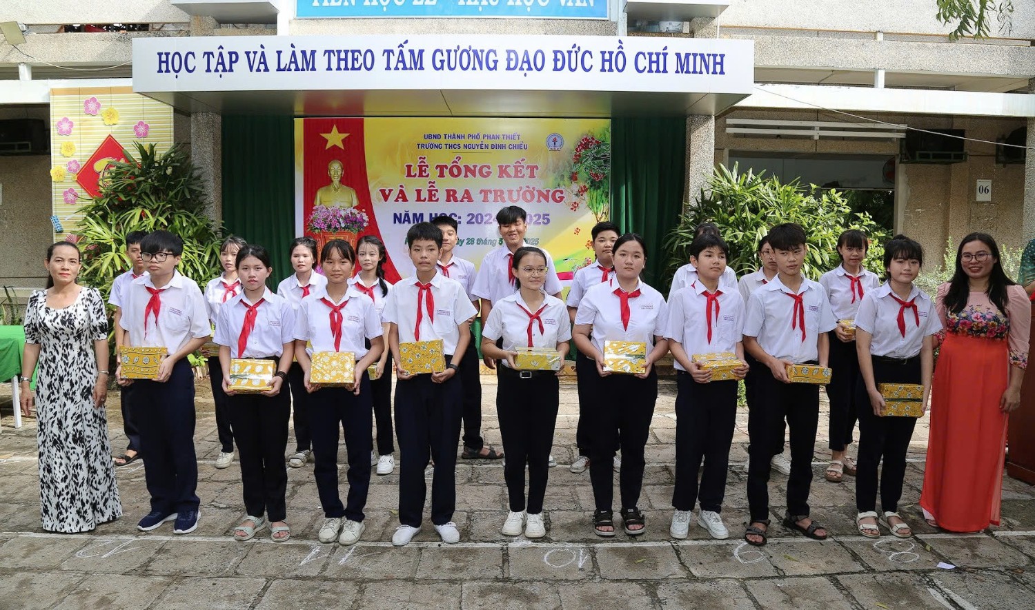 Lễ tổng kết năm học 2024-2025