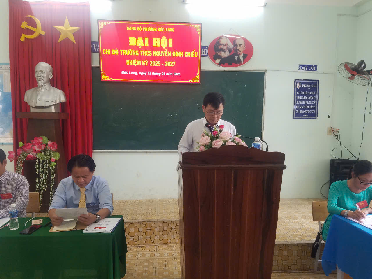 Đại hội chi bộ nhiệm kỳ 2025-2027